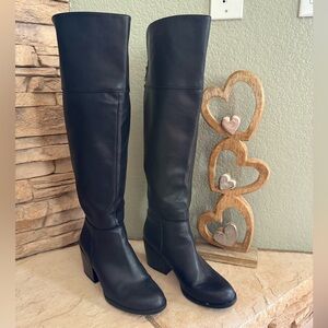 Elegant Black Women's Knee-High Boots